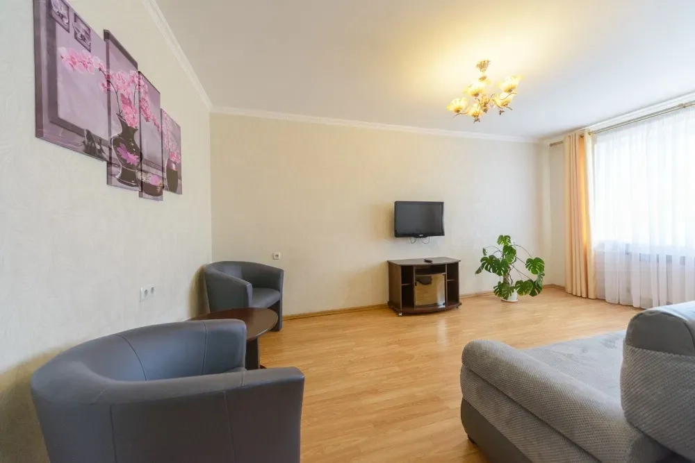 ПОДОБОВО! 2-кімн, пл. Оболонська 3, м. Оболонь (1 хвилина)