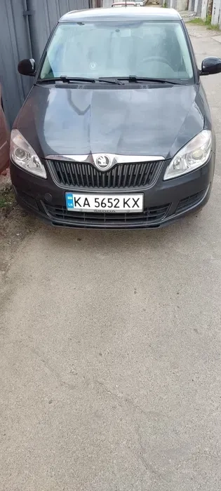 Автомобіль Шкода Фабія 2011. 2800 грн тиждень