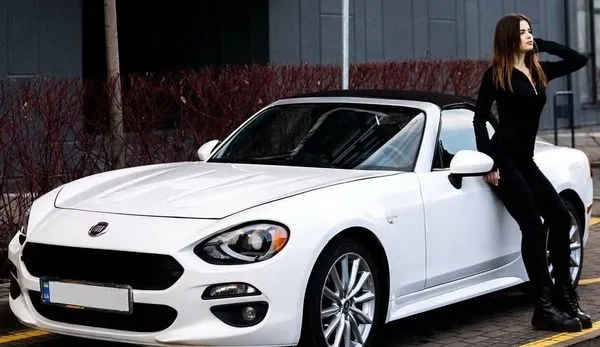 200 Кабріолет на весілля Fіat 124 Spider білий без водія