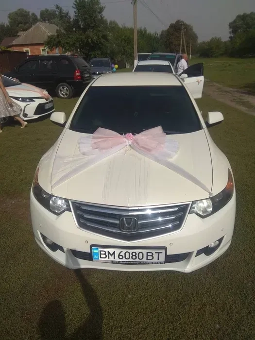 Авто для весілля Хонда акорд 8