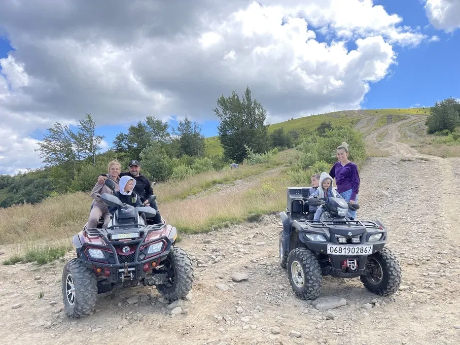 Квадроцикли. Подорожі по горах.екскурсії