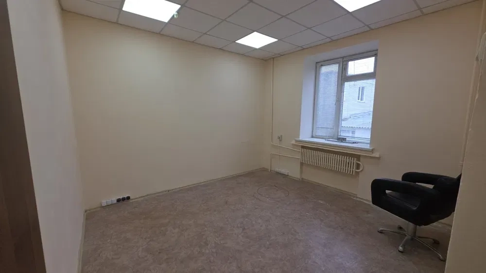 Офіс з опаленням біля ТЦ «Французький бульвар» – зручне розташування