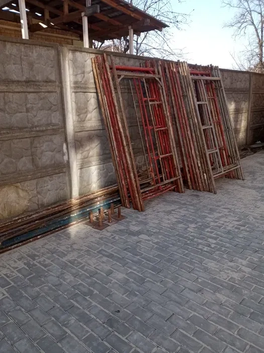 Будівельні Ліса