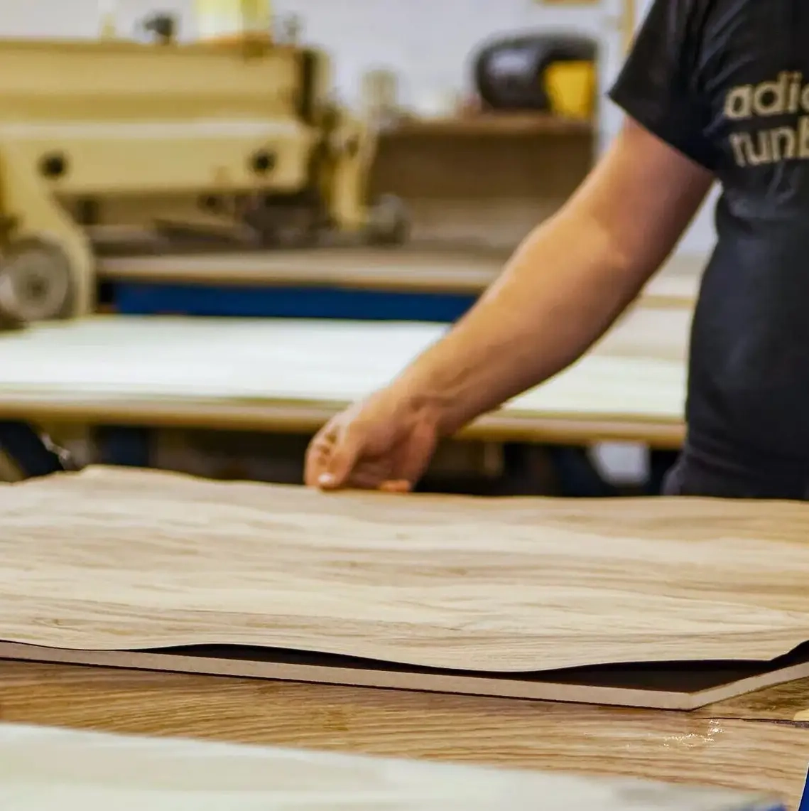 Послуги шпонування (фанерування) 350 ₴/кв.м