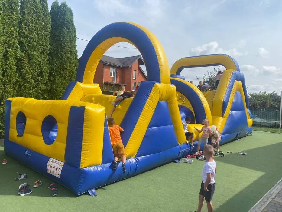 Надувні батути