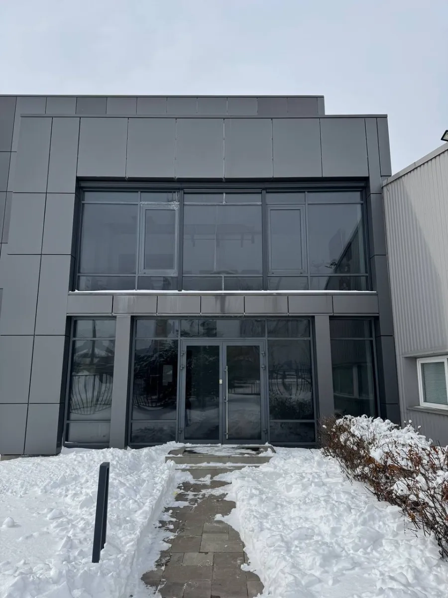 Офісно-промислове приміщення 1550 м2 у Вишгороді