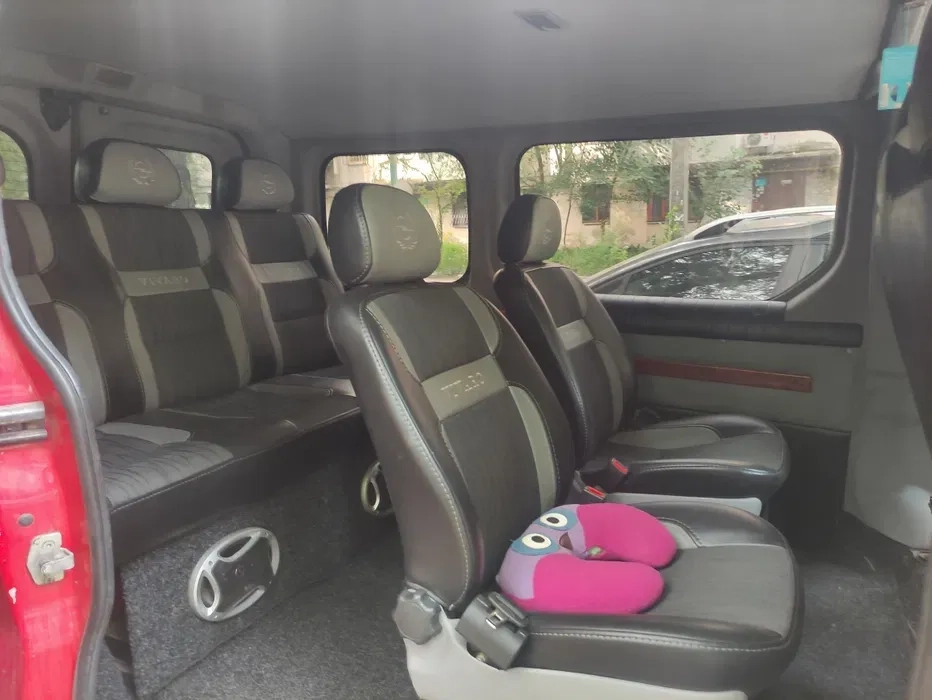 Грузо-Пасажирські перевезення таксі 7 місць трансфер міжміські євакуації