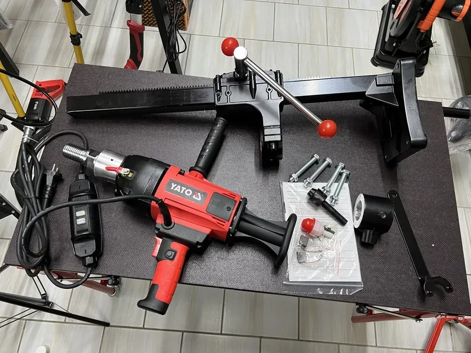 Дриль єлектроінструмент