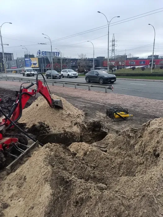 Горизонтальне буріння, прокол під дорогою