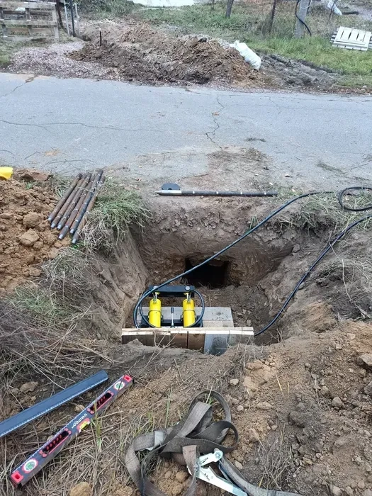 Горизонтальне буріння, прокол під дорогою