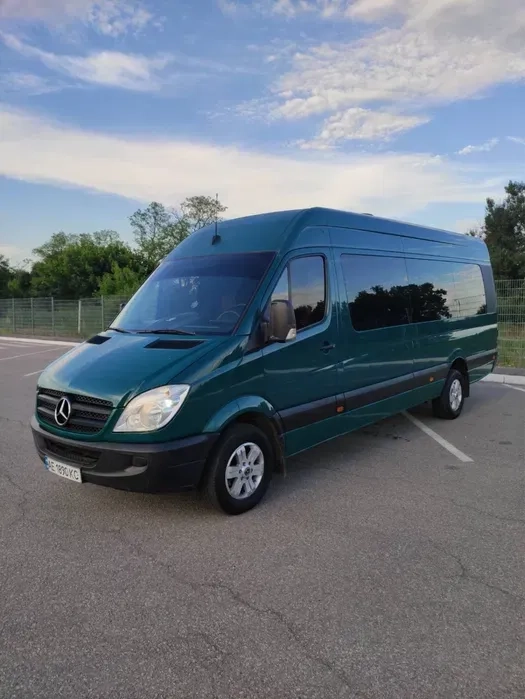 Надаємо автобуси в користування. Також послуги пасажирських перевезень.