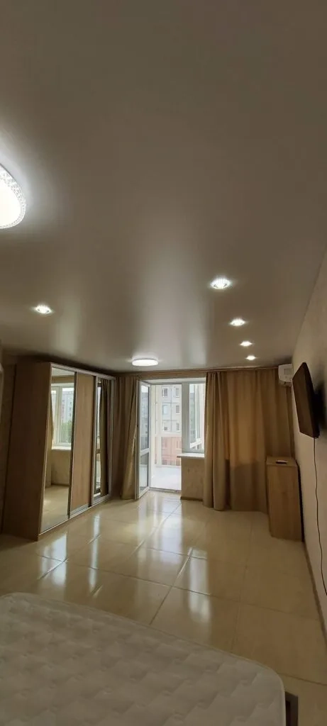 Монтаж вхідних дверей (армовані кріплення) - 2500₴ шт.