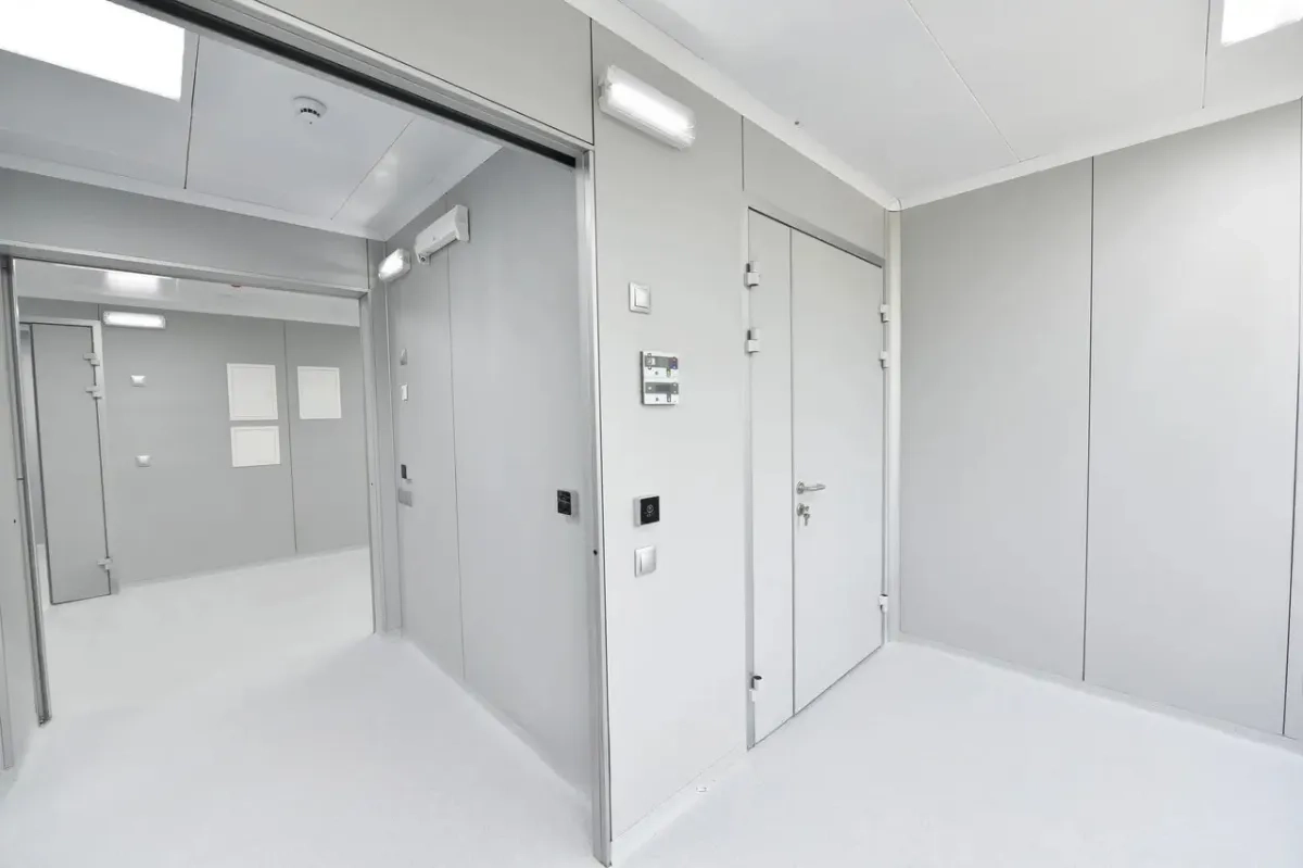 Чисті приміщення (чисті кімнати)