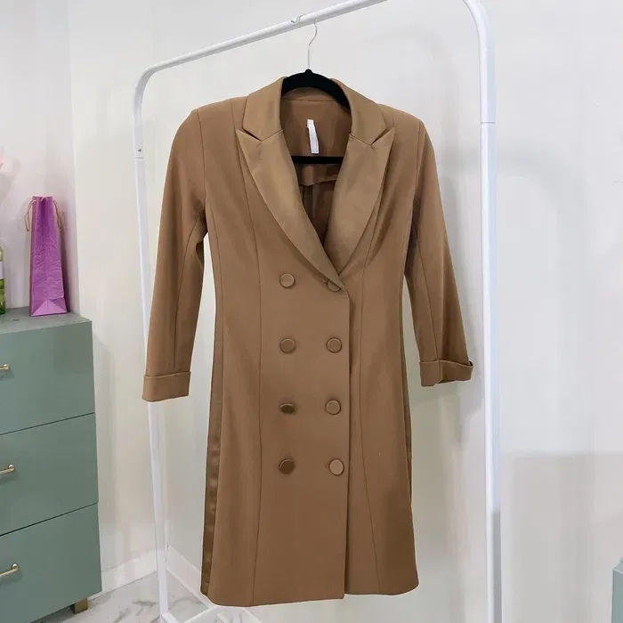 Сукня Розмiр: S. для фотосесій та святкових подій