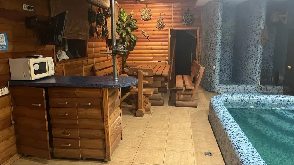 Чан, баня, лазня, альтанка, на березі Дніпра