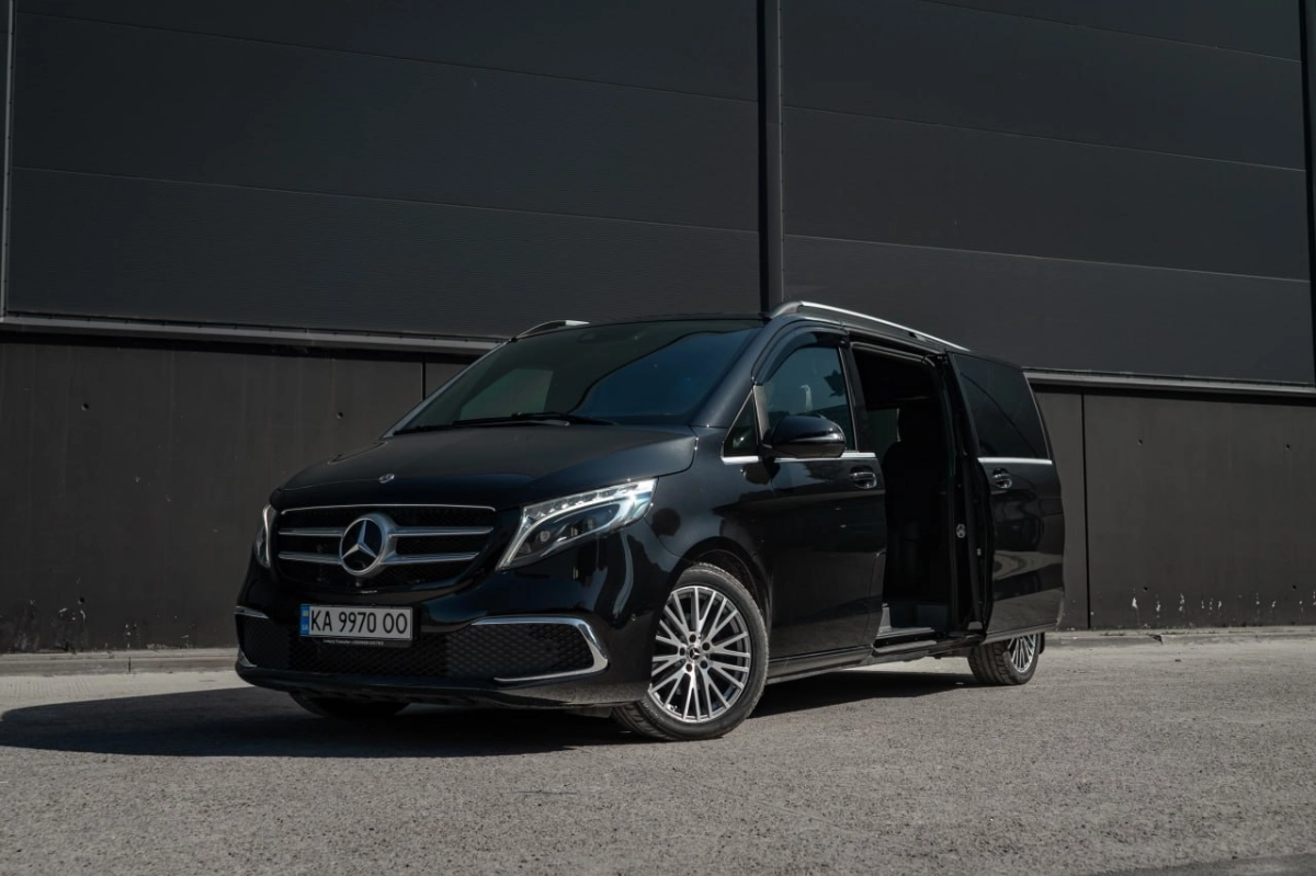 авто з водієм трансфер за кордон