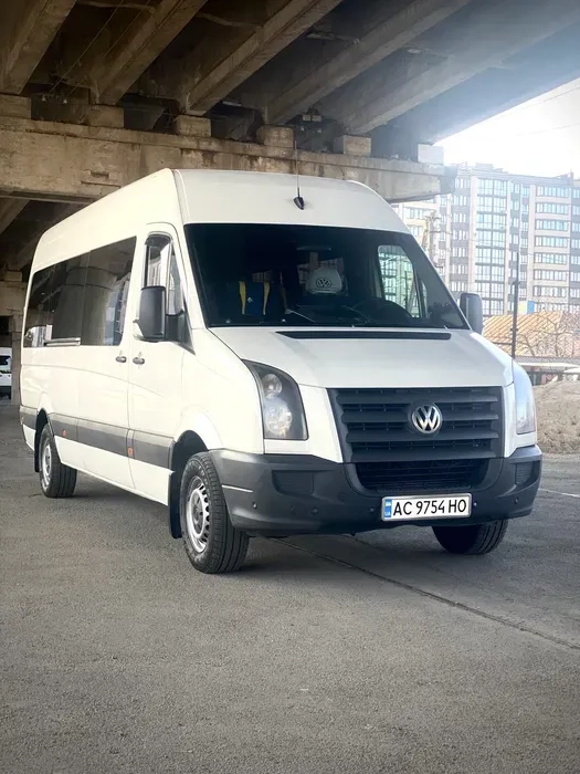 Замовлення автобуса та пасажирські перевезення з досвідченим водієм