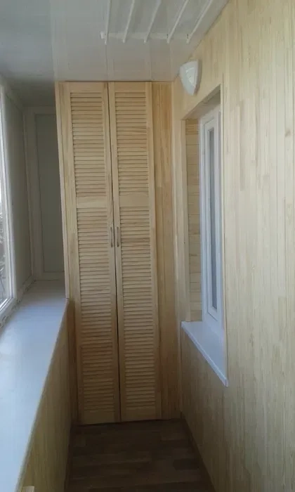 Обшивка балконов. Будь-якою вагонкою на ваш вибір.