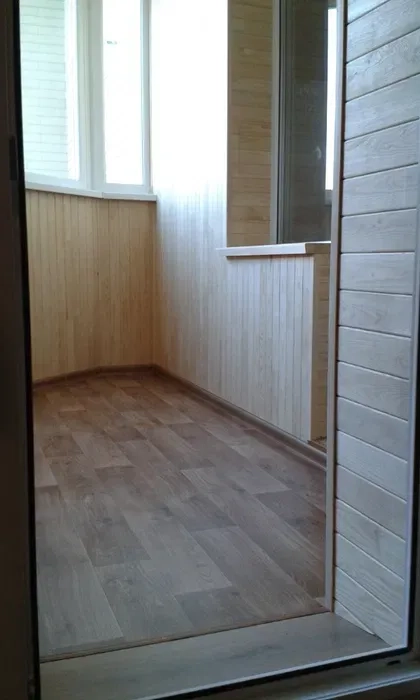 Обшивка балконов. Будь-якою вагонкою на ваш вибір.