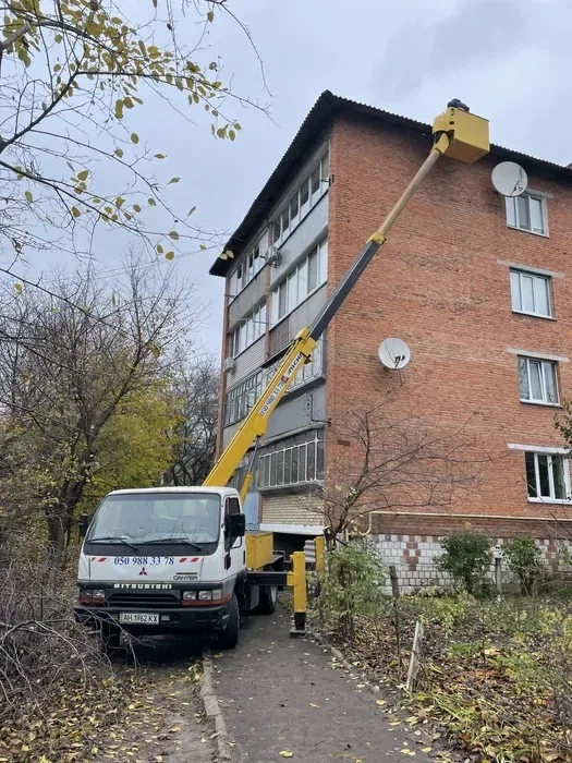 Послуги Автовишки: Робоча Висота Від 16 до 30 Метрів. Всі Види Висотних Робіт!
