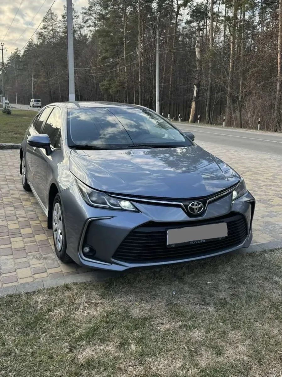 Toyota Corolla комфорт-класу (2023)