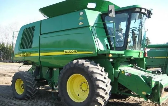 Комбайн JOHN DEERE 9760 (1968)