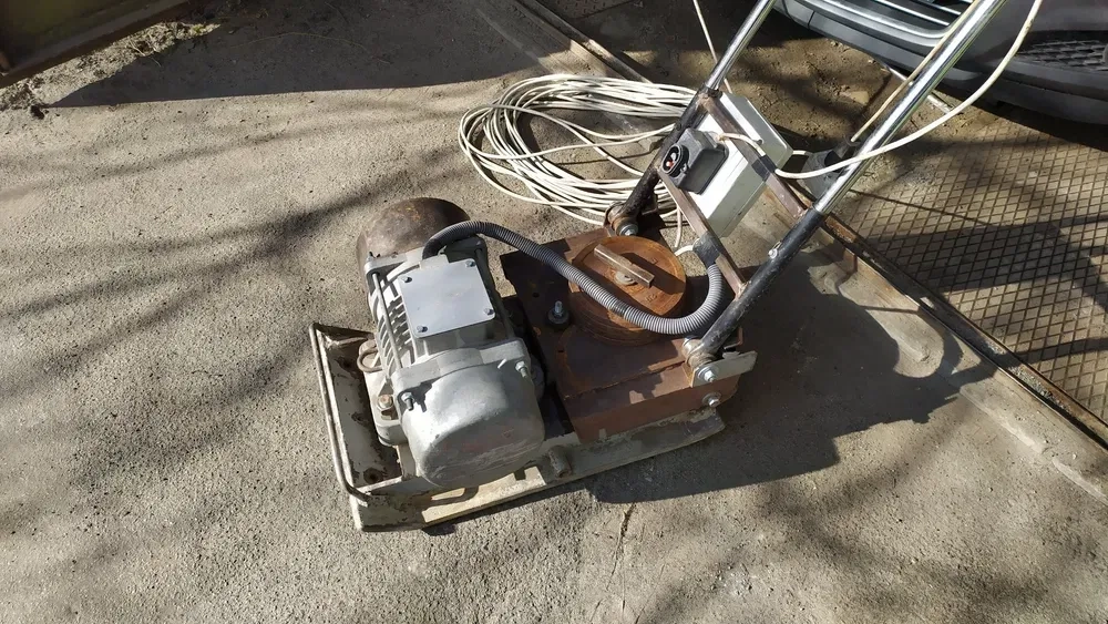 Виброплита - будівельна техніка