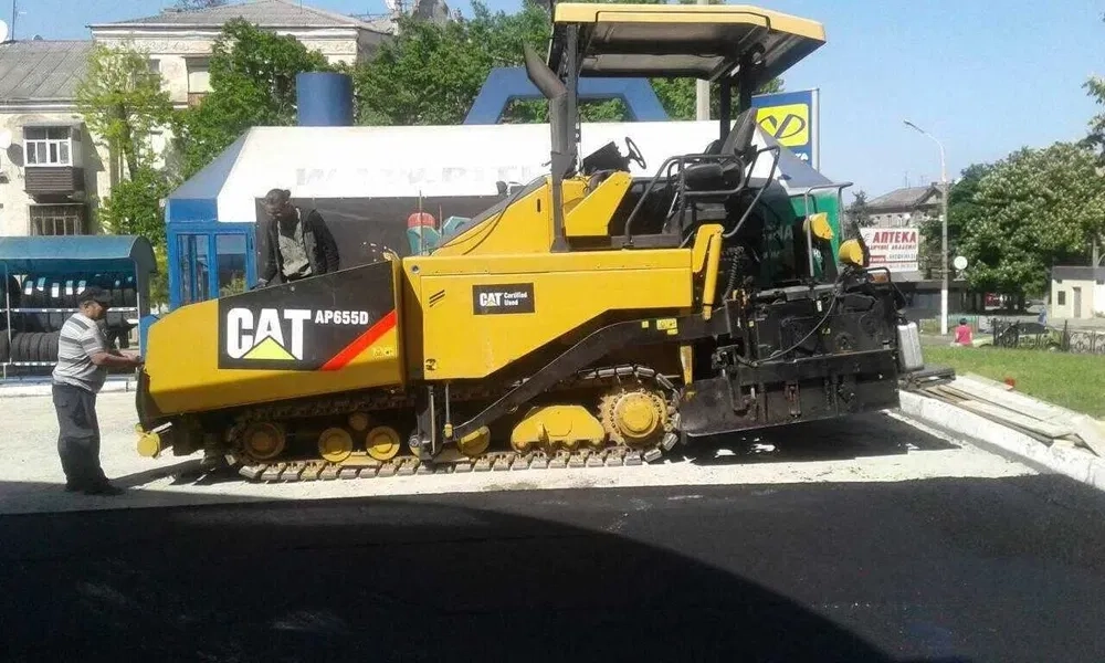 Асфальтоукладач Caterpillar CAT AP655D