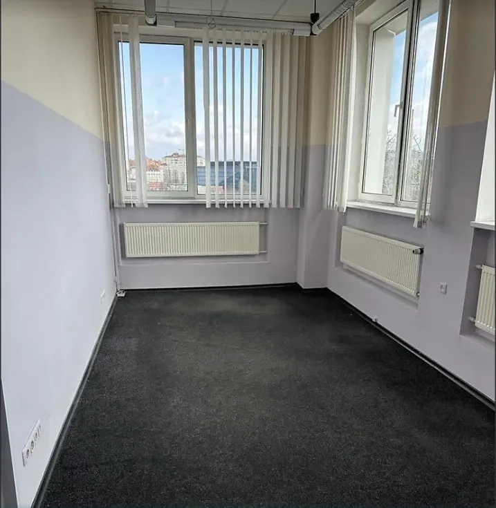 Офісне приміщення на вул. Ґарета Джонса 15, приміщень - 2, поверх - 5