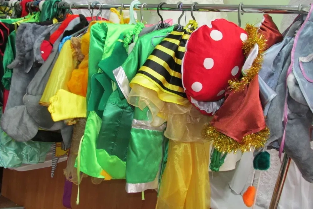 Карнавальні костюми