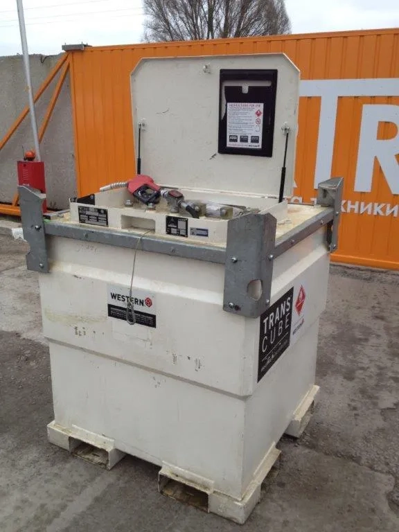 Контейнера для палива TransCube Global 10TCG (із ручним насосом)