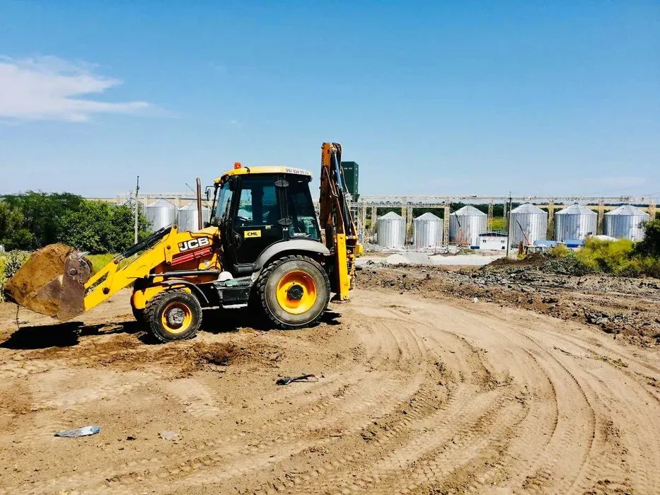     Екскаватор 