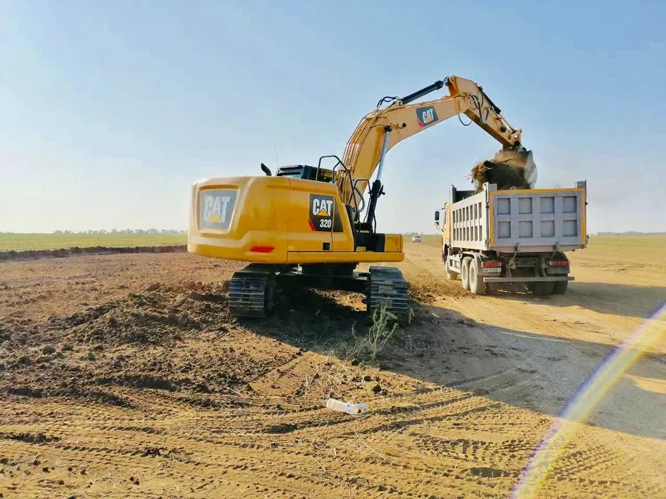     Екскаватор 