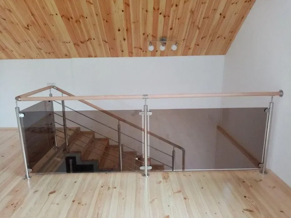Сходи, Перила нержавійка, дерево, металеві, особливий дизайн