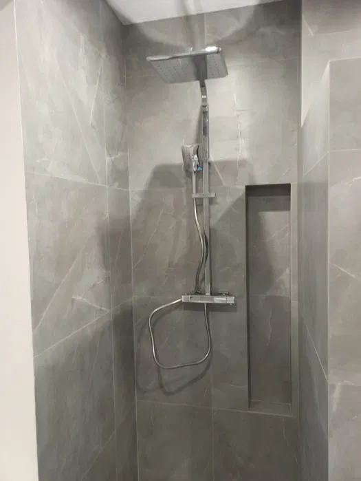 Сантехнічні послуги Холодне/гаряче водопостачання, каналізація, систем