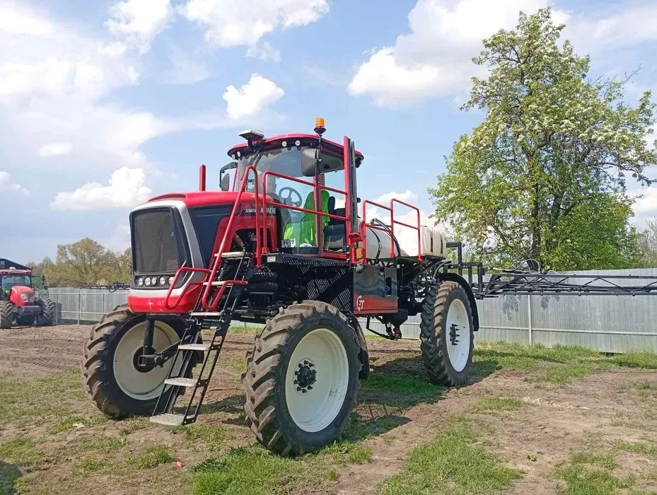 Самохідний обприскувач Apache AS650 2023 року