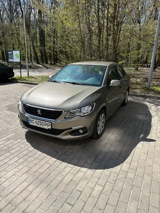 Авто PEUGEOT 301 2018року 1.2 газ 3500 тиждень