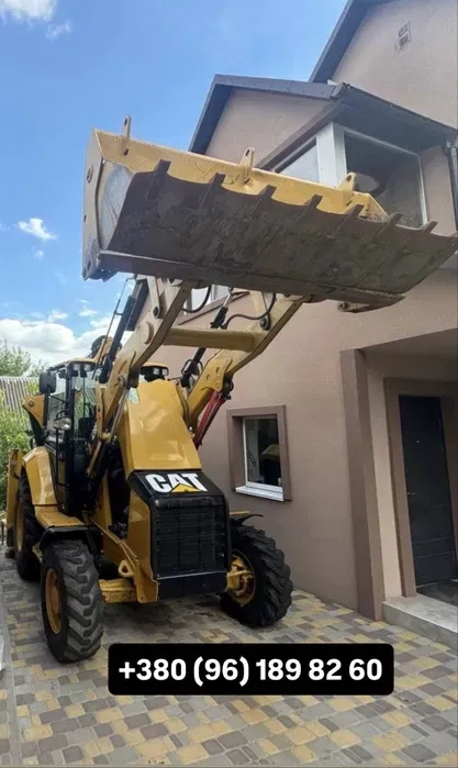 Екскаватора-навантажувач CAT 428f2 2018 Caterpillar з водієм