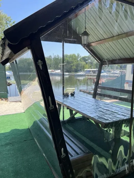 Альтанки у центрі Дніпра