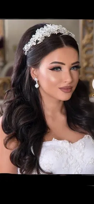 Весільна зачіска, макіяж, образ на випускний