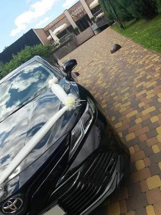 Авто преміум класу тойота камрі 24 року