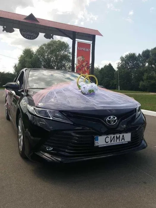 Авто преміум класу тойота камрі 24 року