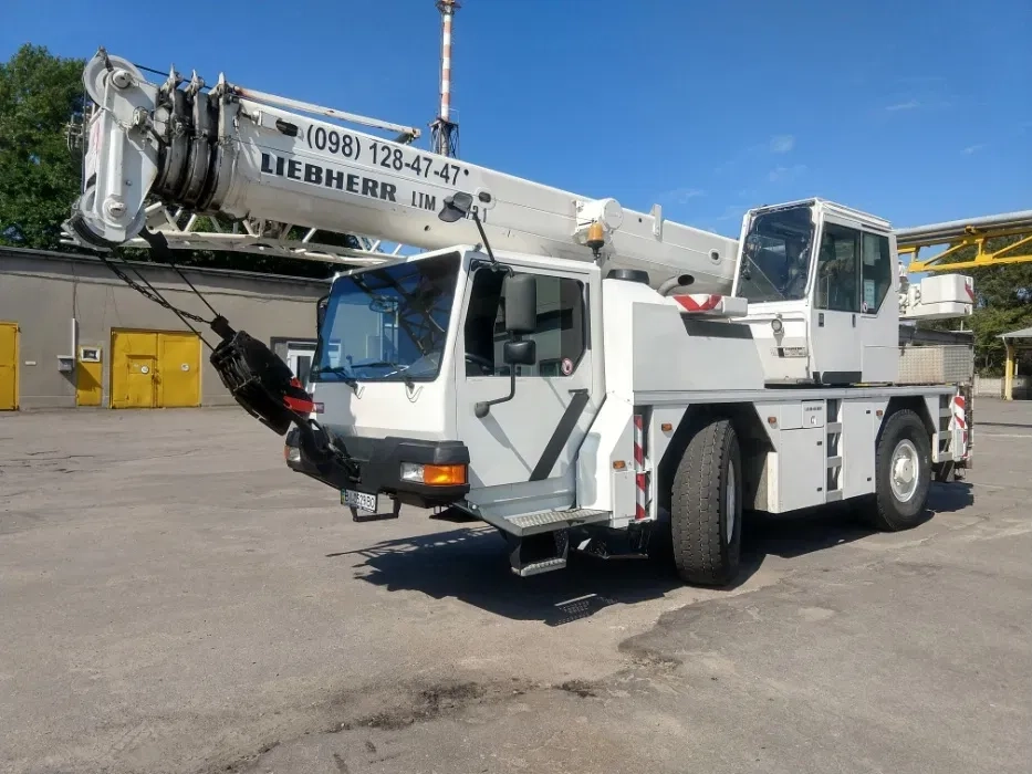 Автокран Liebher 35т.