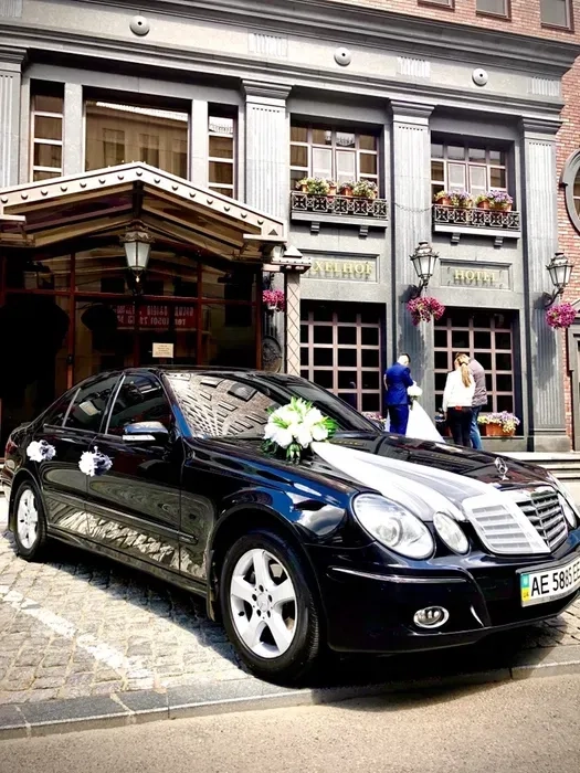 Замовлення,Прокат авто на весілля Mercedes E211/ VIP трансфер таксі