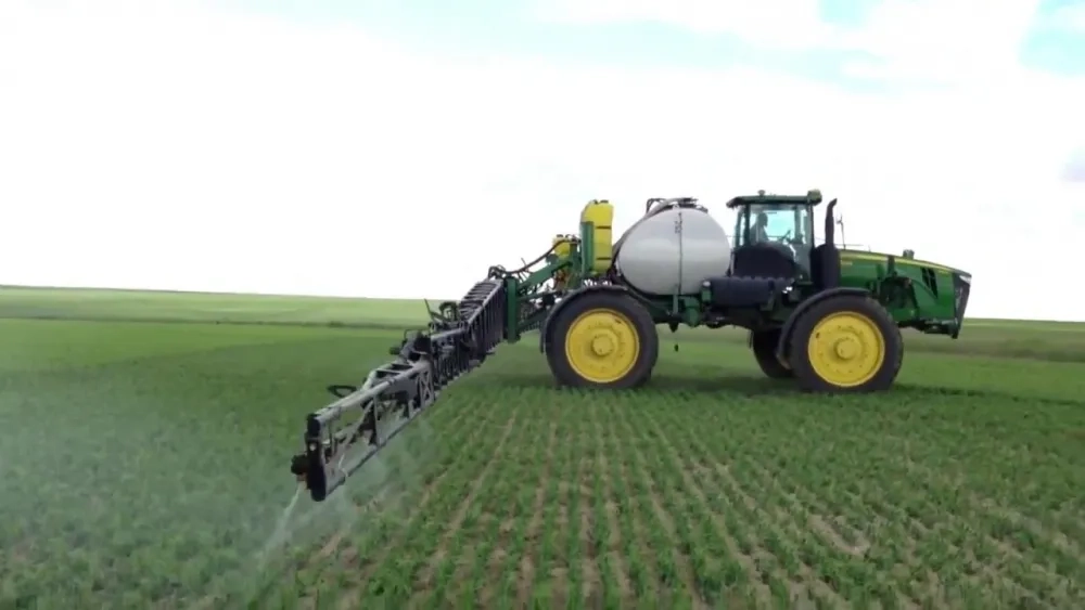 Обприскувач John Deere – Якісний захист вашого врожаю!