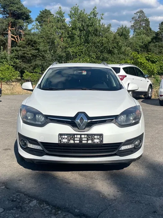 Авто Renault Megan 2015 под такси Рено меган дизель 1.5
