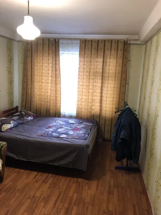 Квартира подобово 