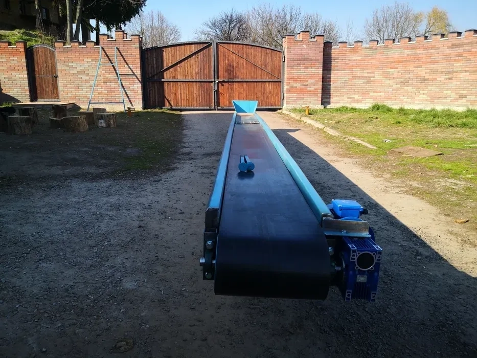 Транспортер для будівельного сміття