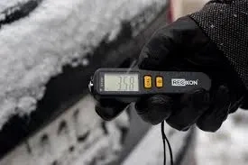 Твщиномір фарби