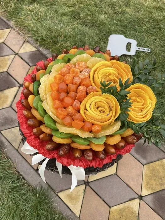 Оригінальні смачні букети: чоловічі, жіночі та дитячі